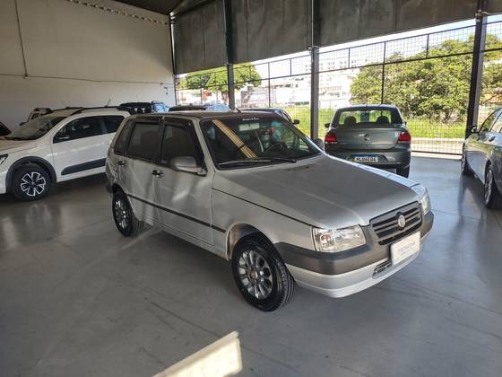 FIAT UNO 1.0 MPI MILLE FIRE ECONOMY 8V FLEX 4P MANUAL FIAT UNO 1.0 MPI MILLE FIRE ECONOMY 8V FLEX 4P MANUAL